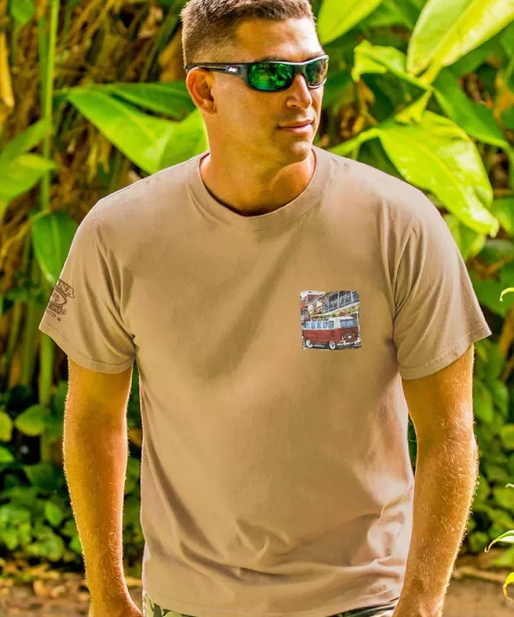 T-Shirts>Crazy Shirts Volkswagen Van Lahaina - Kona Coffee Dyed Short Sleeve Crewneck T-Shirt